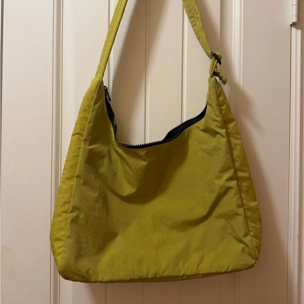 BAGGU shoulder bag in Lemongrass! - Picture 4 of 5